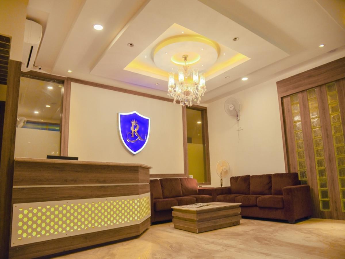 Royal Inn Khandwa Zewnętrze zdjęcie